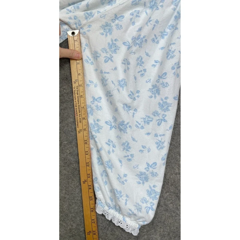 Lanz of Salzburg Nightgown White Blue Large Floral Flannel